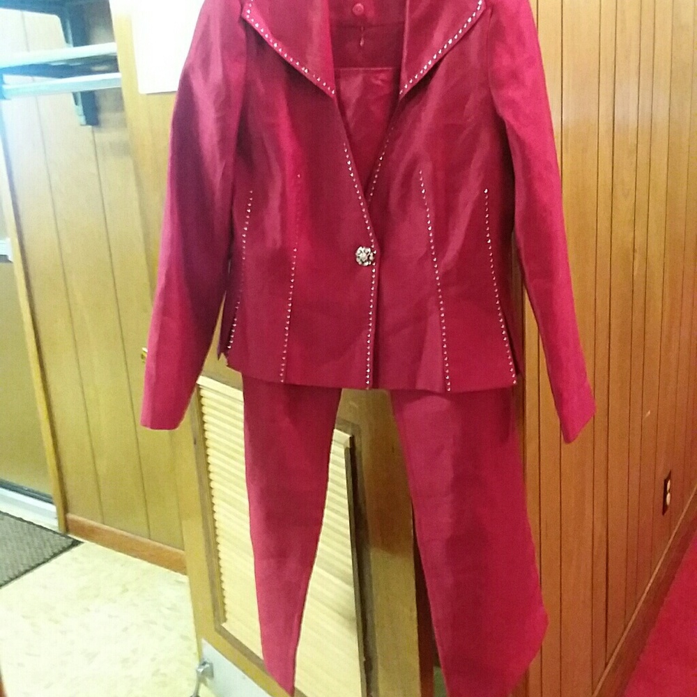 NWT Ashro Pant Suit size 10